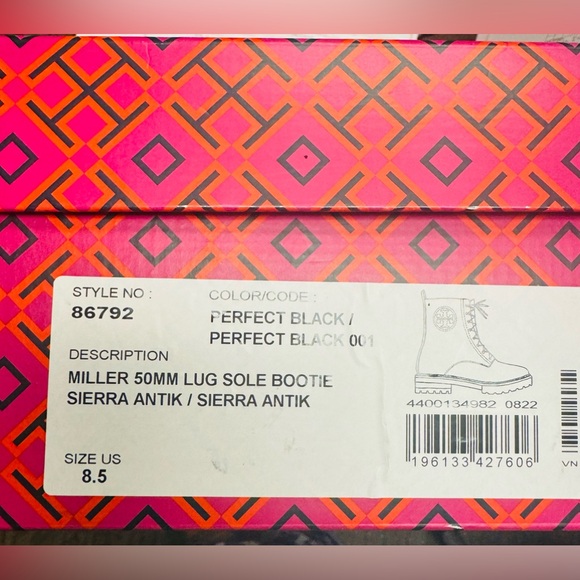 Tory Burch Miller Lug Sole Ankle Boot ***Excellent Condition*** - Picture 4 of 9